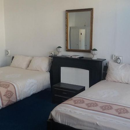 All-In Hotel 's-Hertogenbosch  Esterno foto