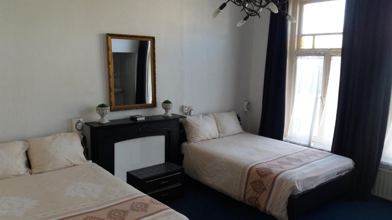 All-In Hotel 's-Hertogenbosch  Esterno foto
