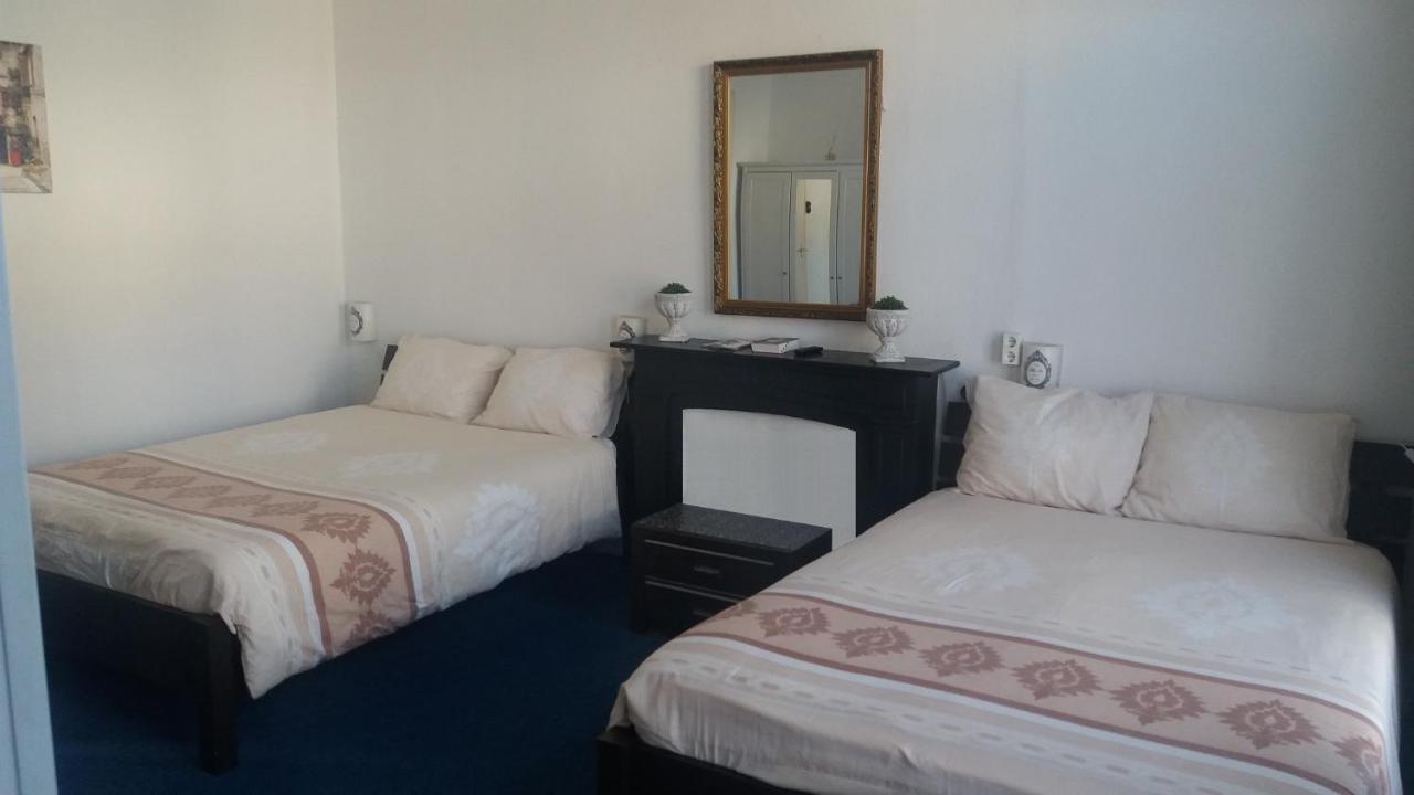 All-In Hotel 's-Hertogenbosch  Esterno foto