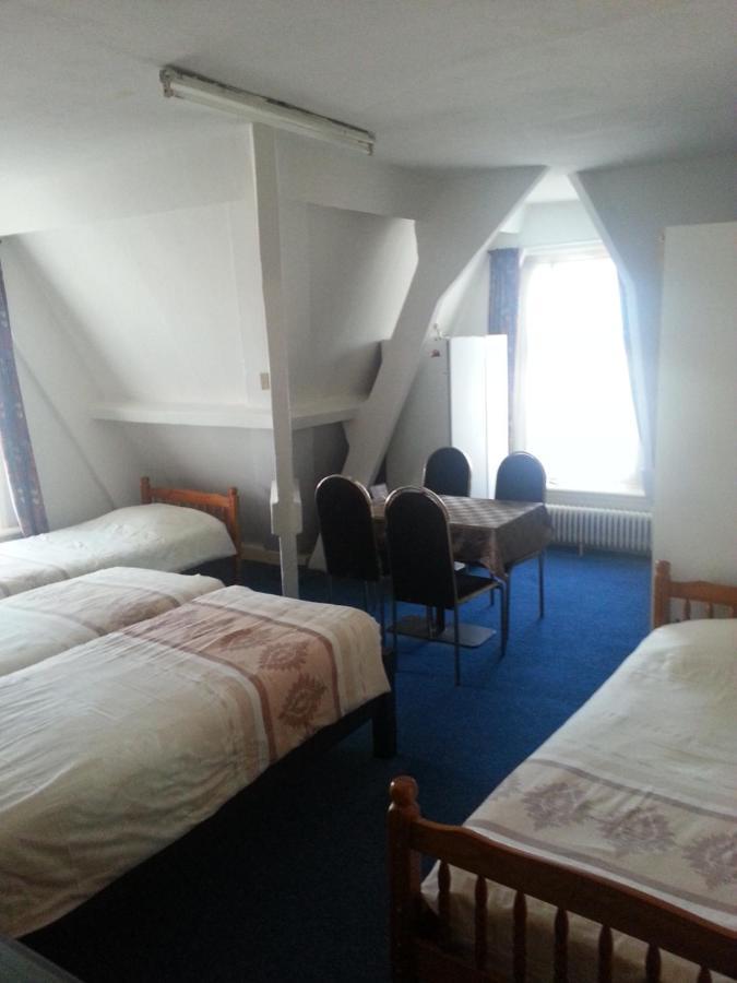 All-In Hotel 's-Hertogenbosch  Esterno foto